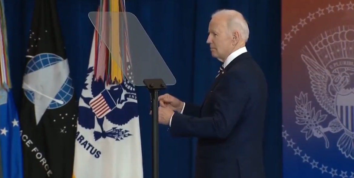 Joe Biden Wanders Around Confused After Speech to Veterans (VIDEO)